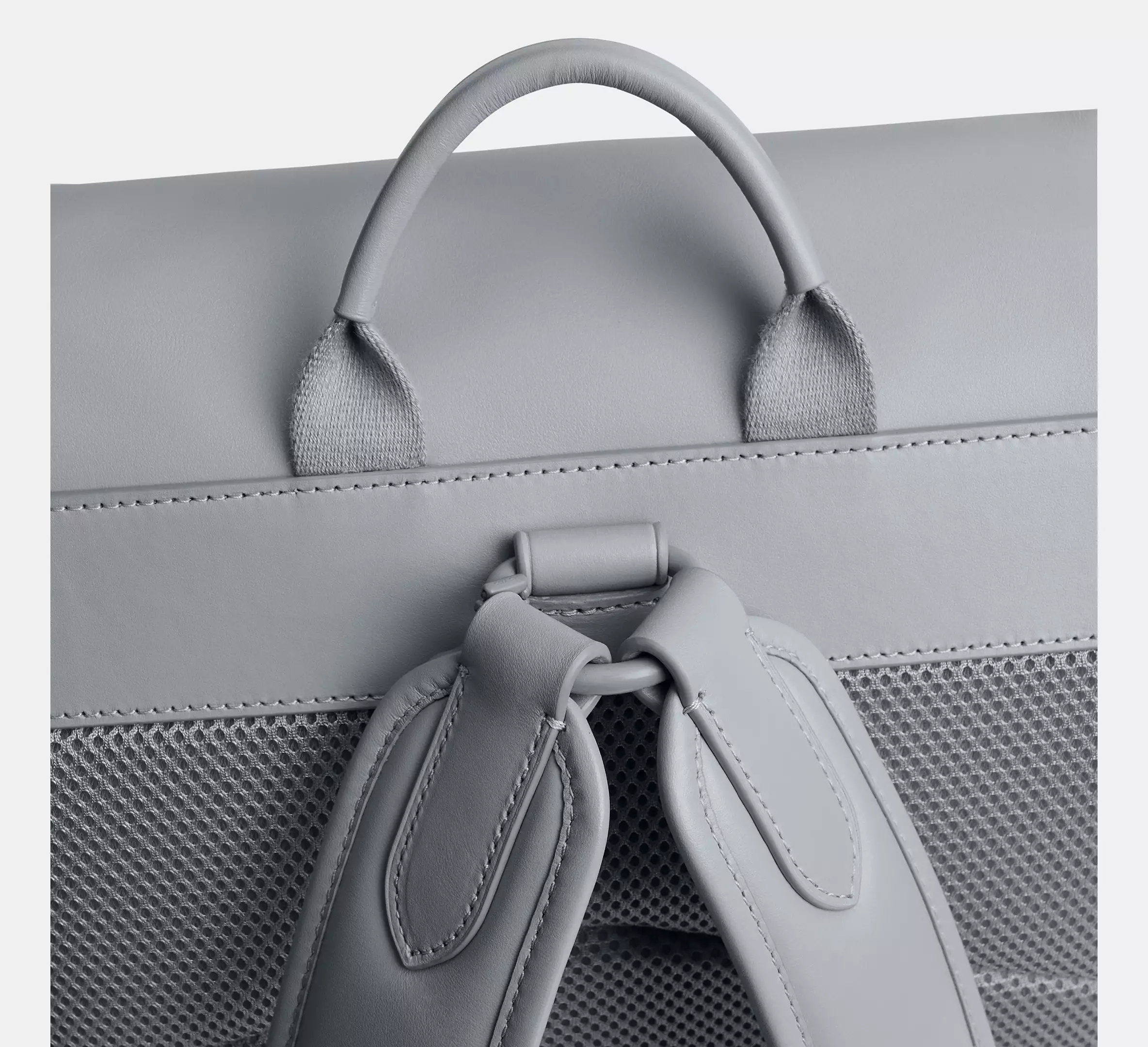 Hitch Backpack In Signature Canvas