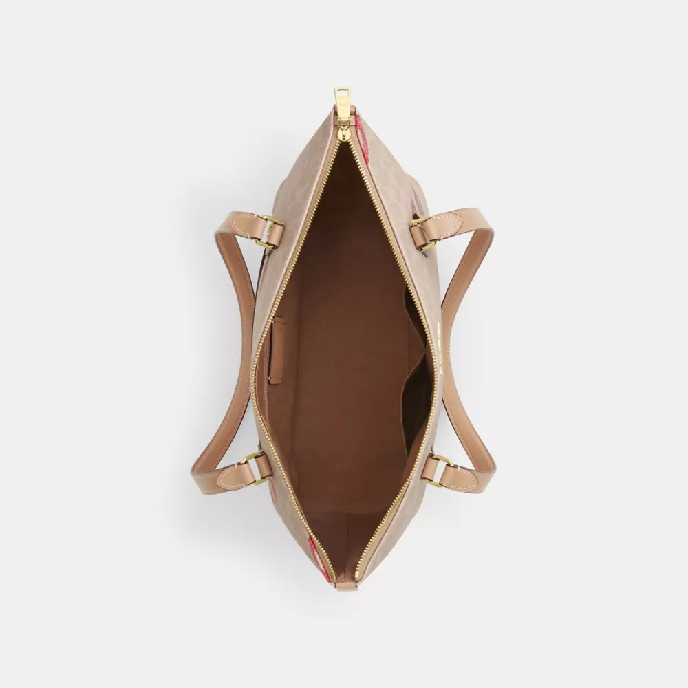 Gallery Tote Bag In Signature Canvas With Lips Print