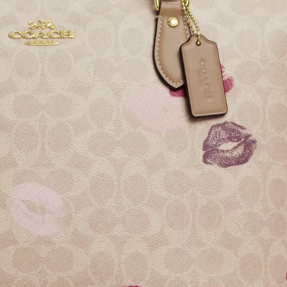 Gallery Tote Bag In Signature Canvas With Lips Print