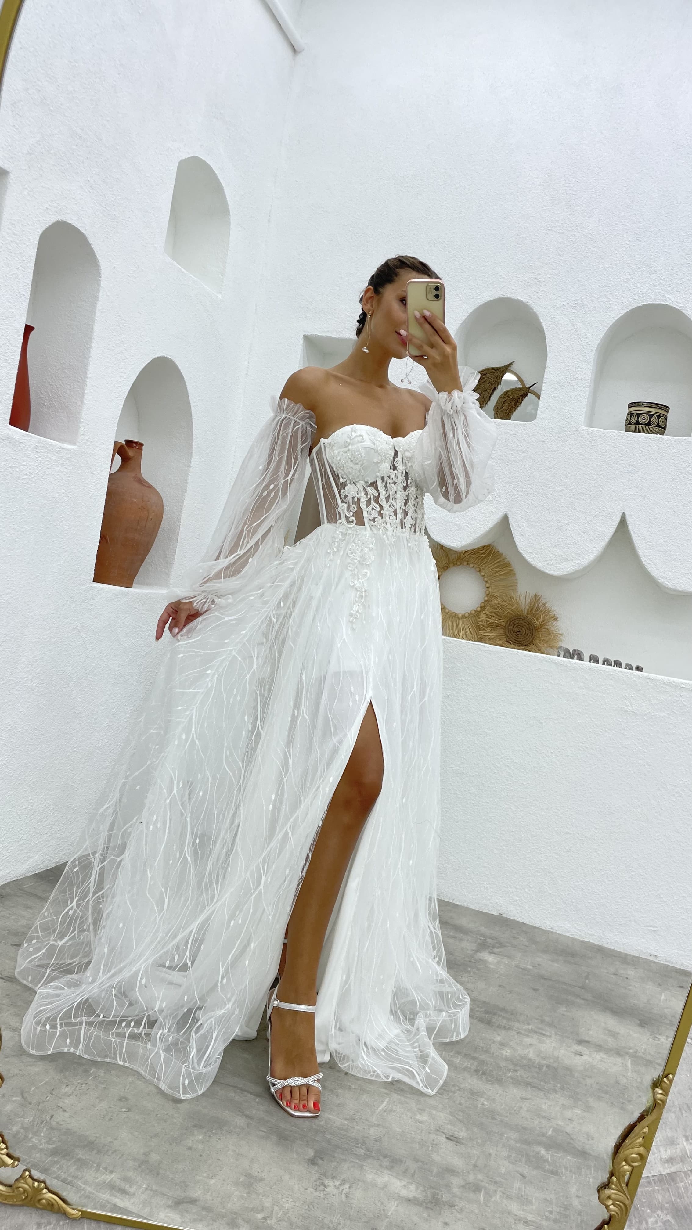 EMBROIDERY DETAIL TULLE EVENING DRESS