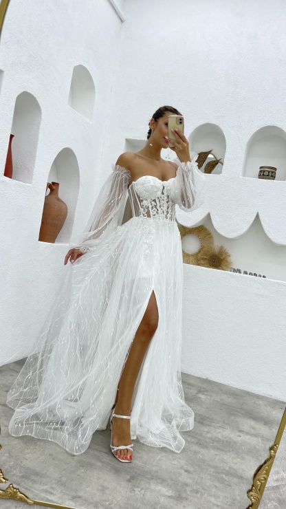 EMBROIDERY DETAIL TULLE EVENING DRESS