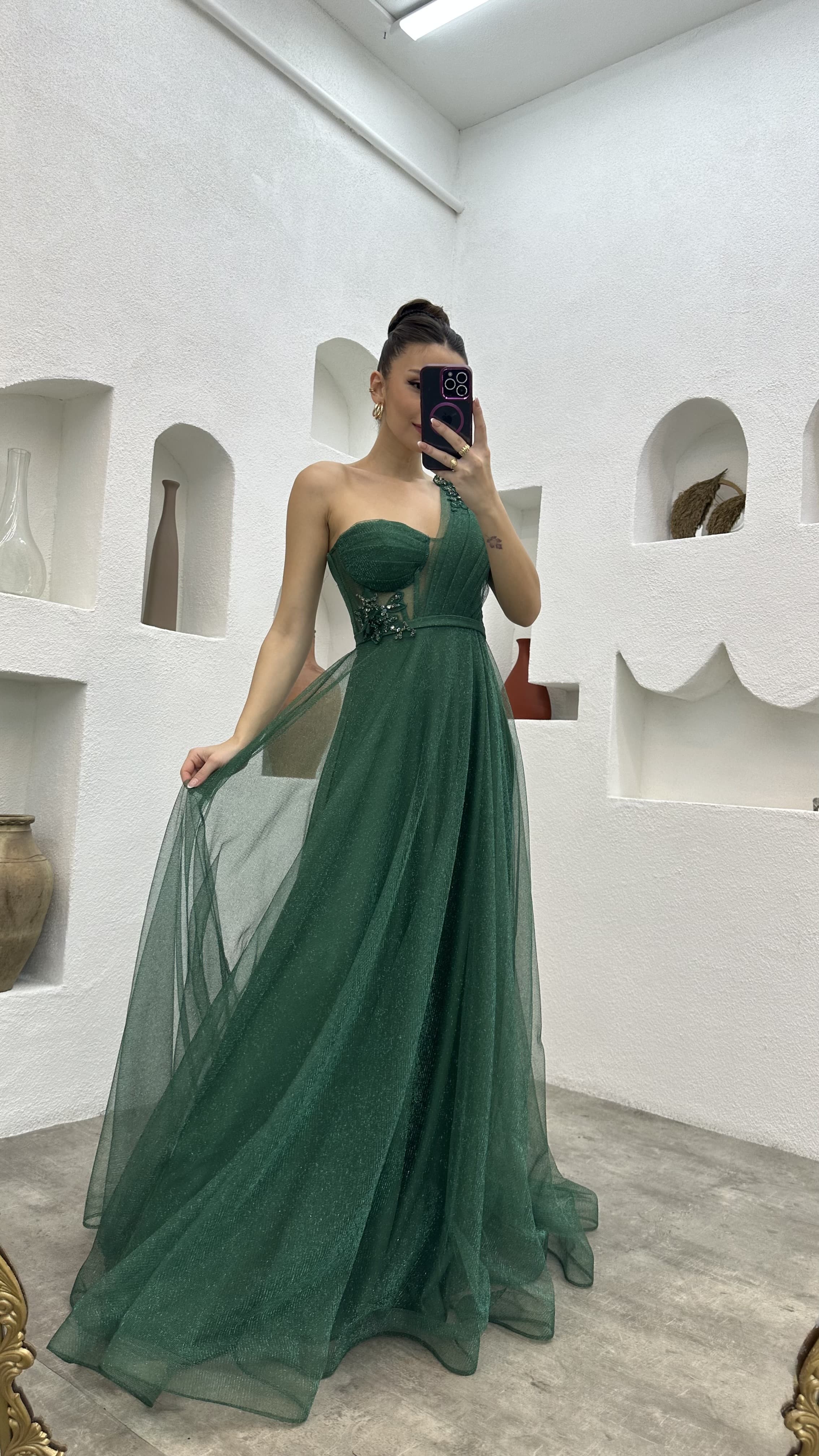 ONE SHOULDER EMBROIDERY DETAIL GLITTERY TULLE EVENING DRESS