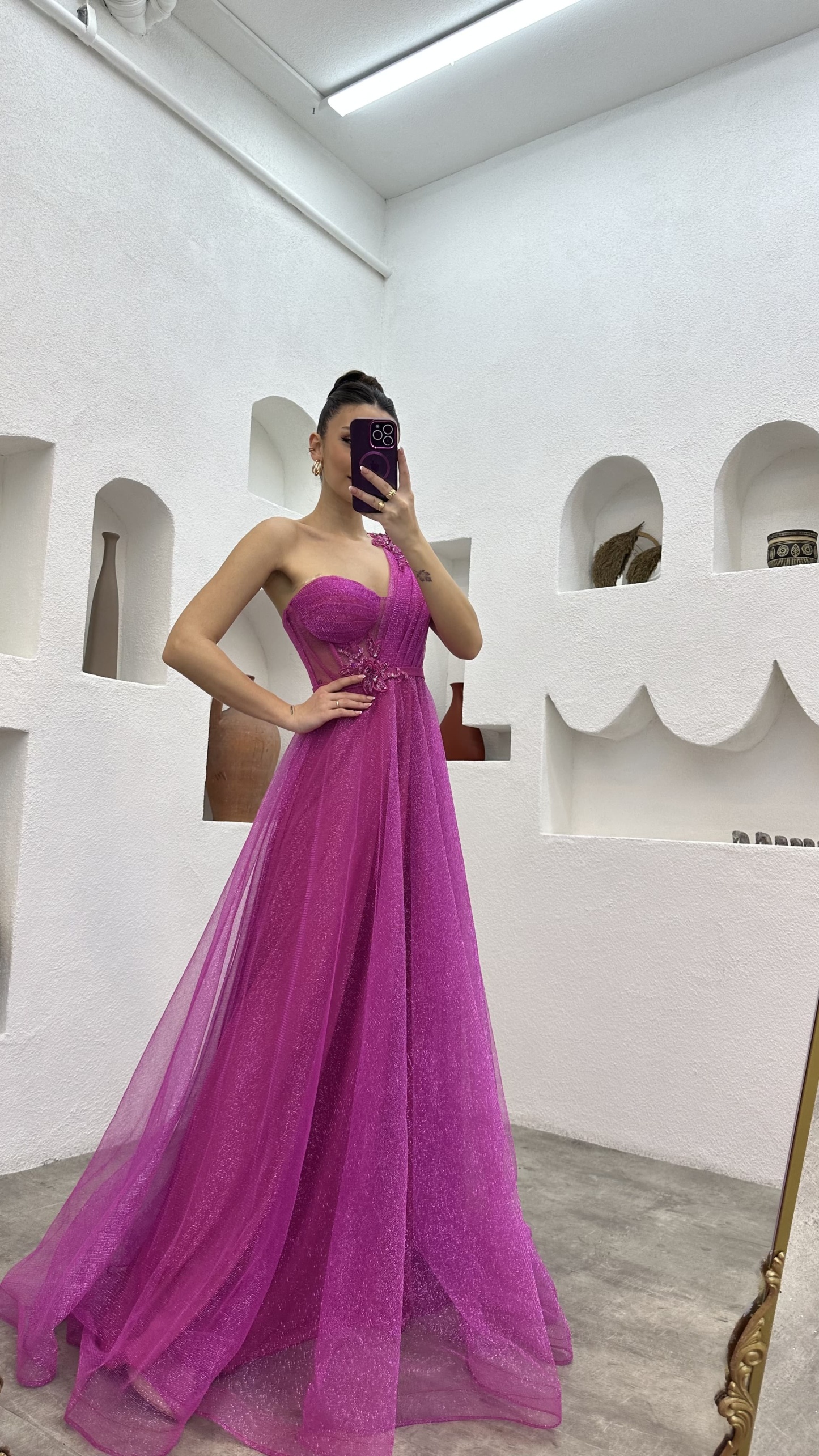 ONE SHOULDER EMBROIDERY DETAIL GLITTERY TULLE EVENING DRESS