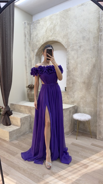 STRAPLESS CHEST ROSE WAIST DETAIL DESIGN EVENING DRESS