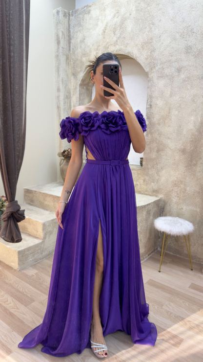 STRAPLESS CHEST ROSE WAIST DETAIL DESIGN EVENING DRESS