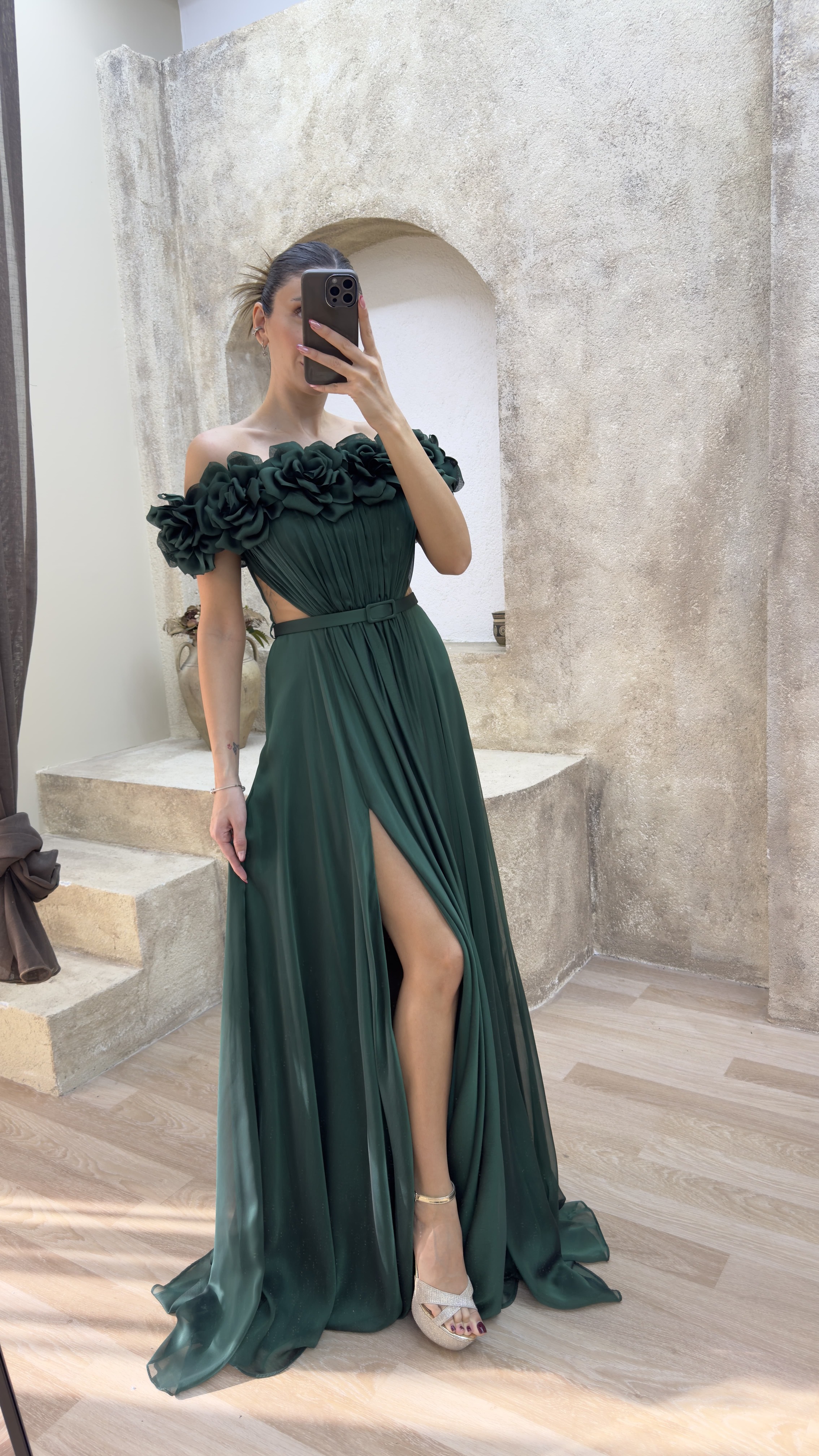 STRAPLESS CHEST ROSE WAIST DETAIL DESIGN EVENING DRESS