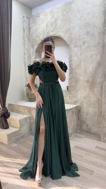 STRAPLESS CHEST ROSE WAIST DETAIL DESIGN EVENING DRESS