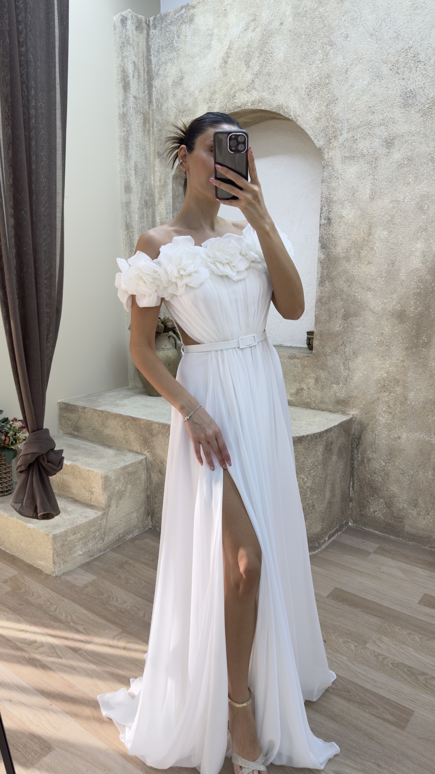 STRAPLESS CHEST ROSE WAIST DETAIL DESIGN EVENING DRESS