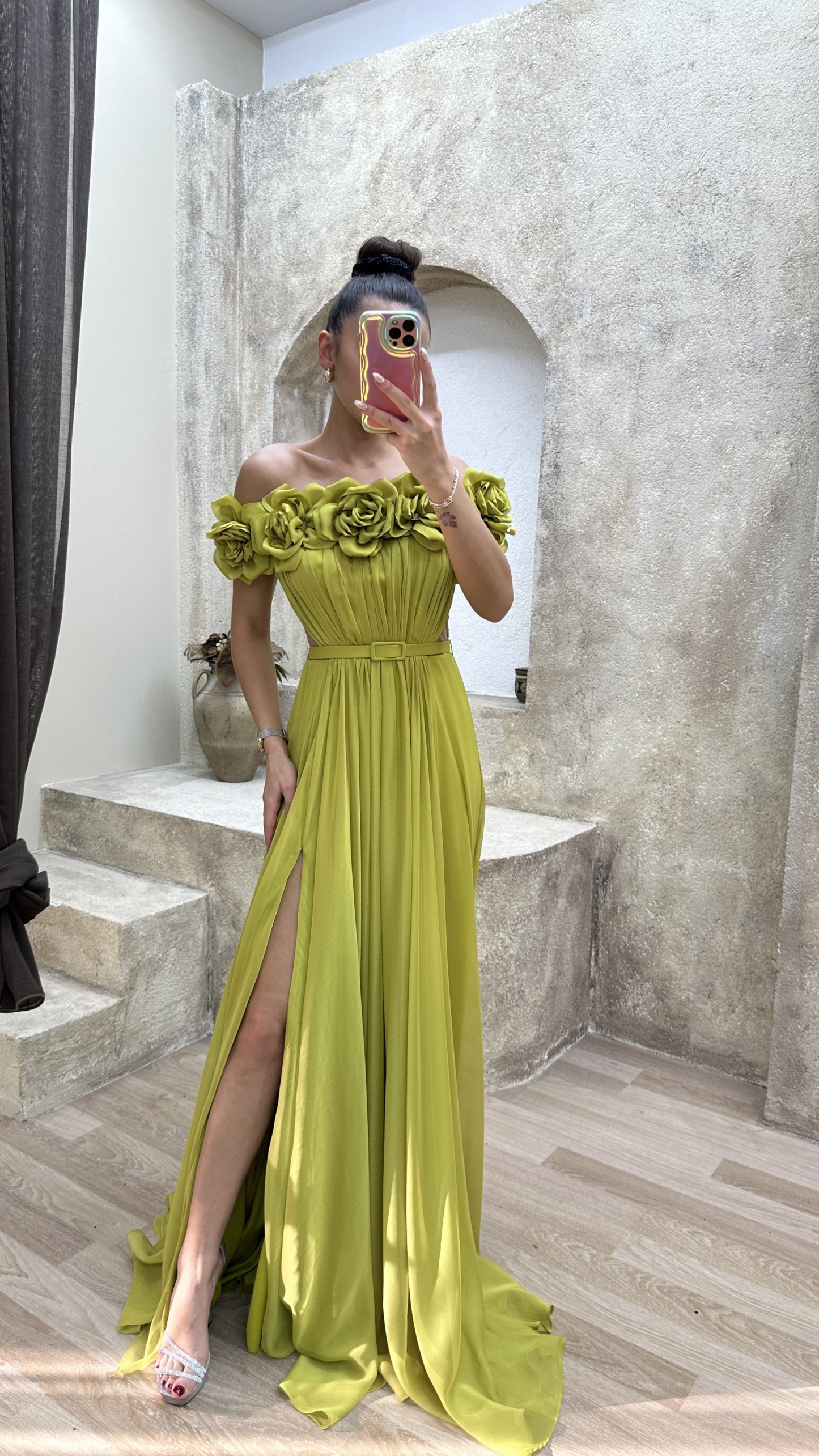 STRAPLESS CHEST ROSE WAIST DETAIL DESIGN EVENING DRESS