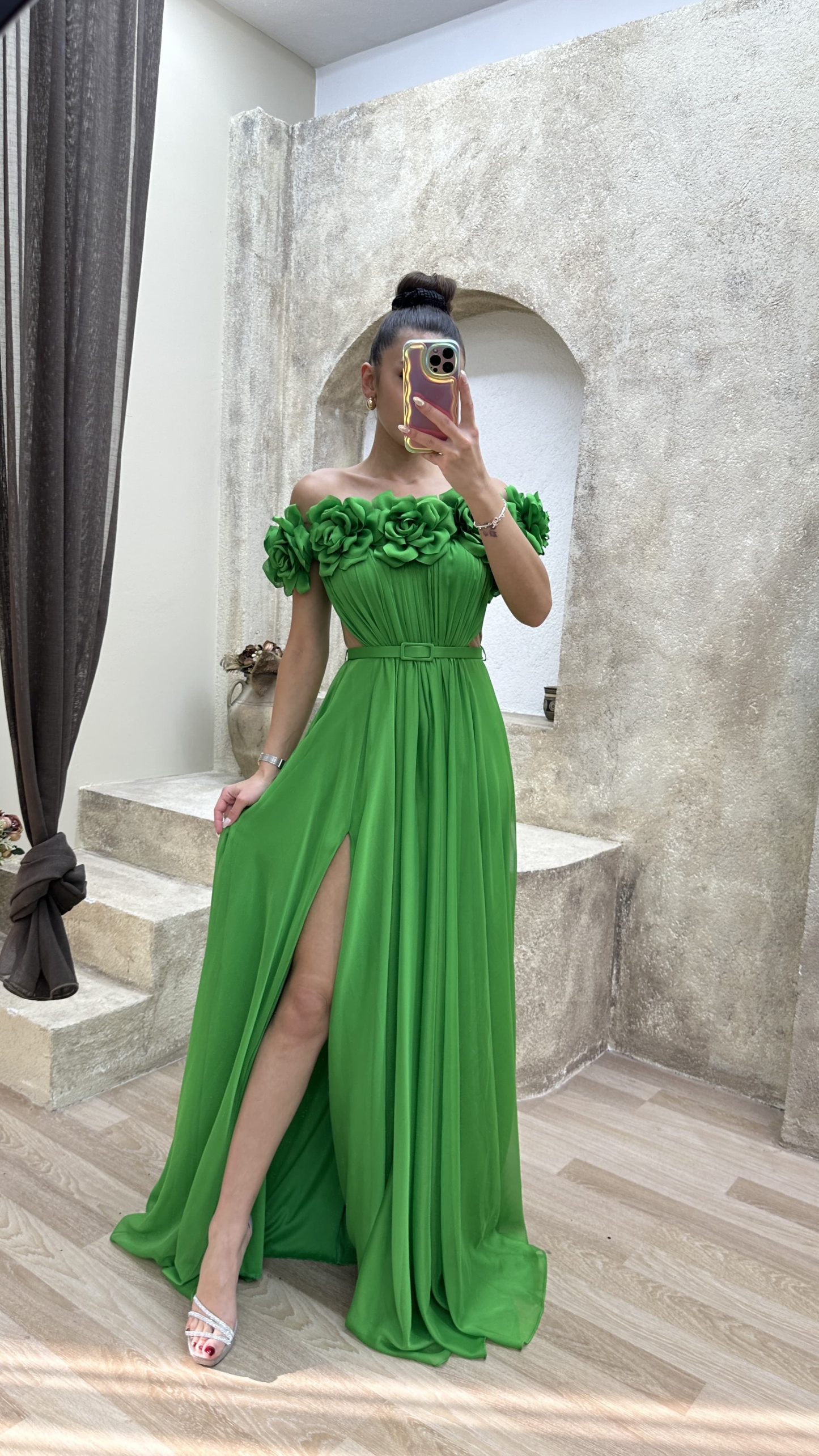 STRAPLESS CHEST ROSE WAIST DETAIL DESIGN EVENING DRESS