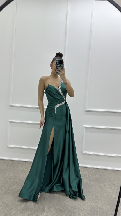 ONE SHOULDER STONE EMBROIDERED CHEST DETAIL DESIGN SATIN EVENING DRESS