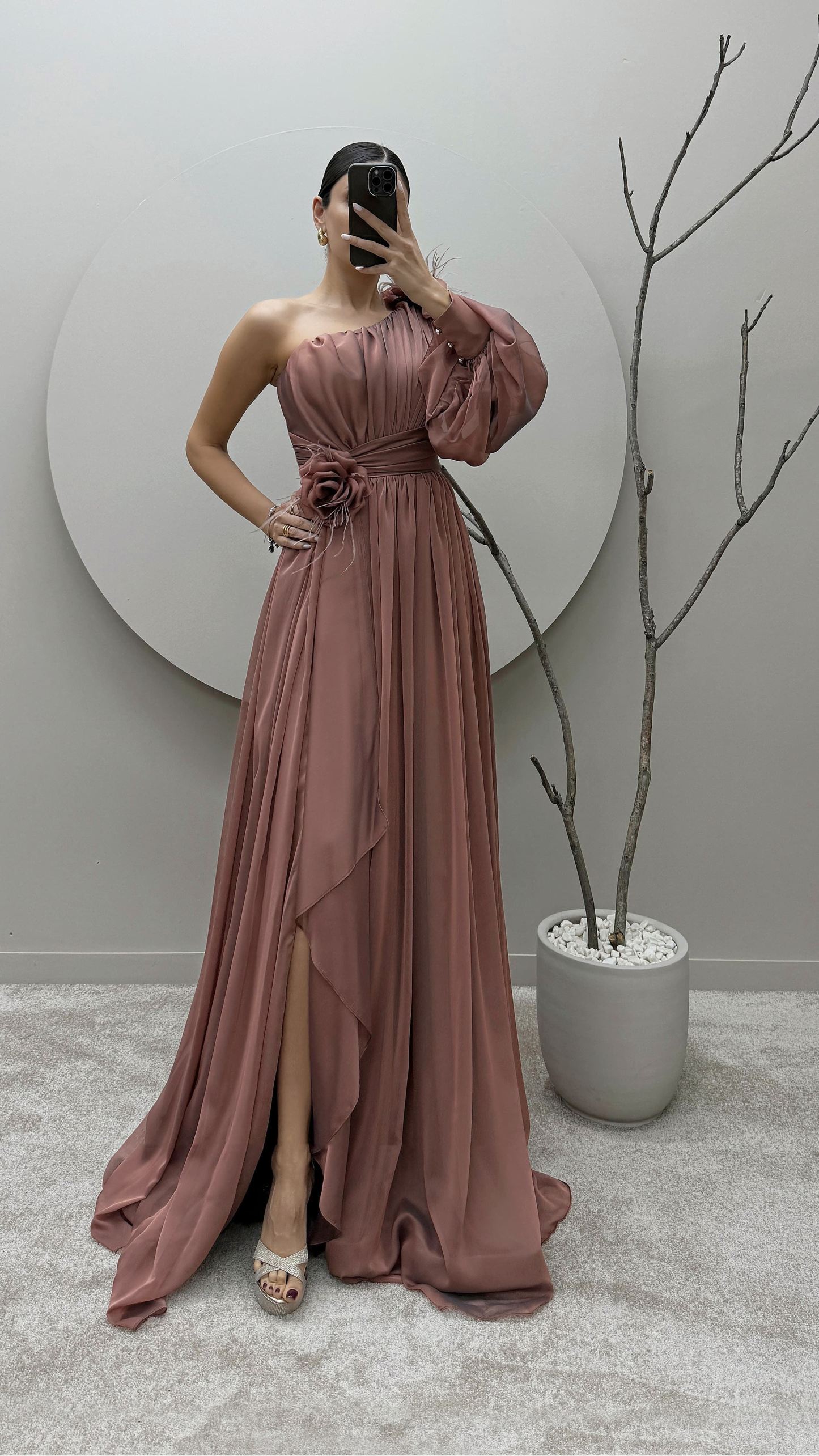 SINGLE SLEEVE SHOULDER AND WAIST ROSE DETAIL DESIGN DRESS