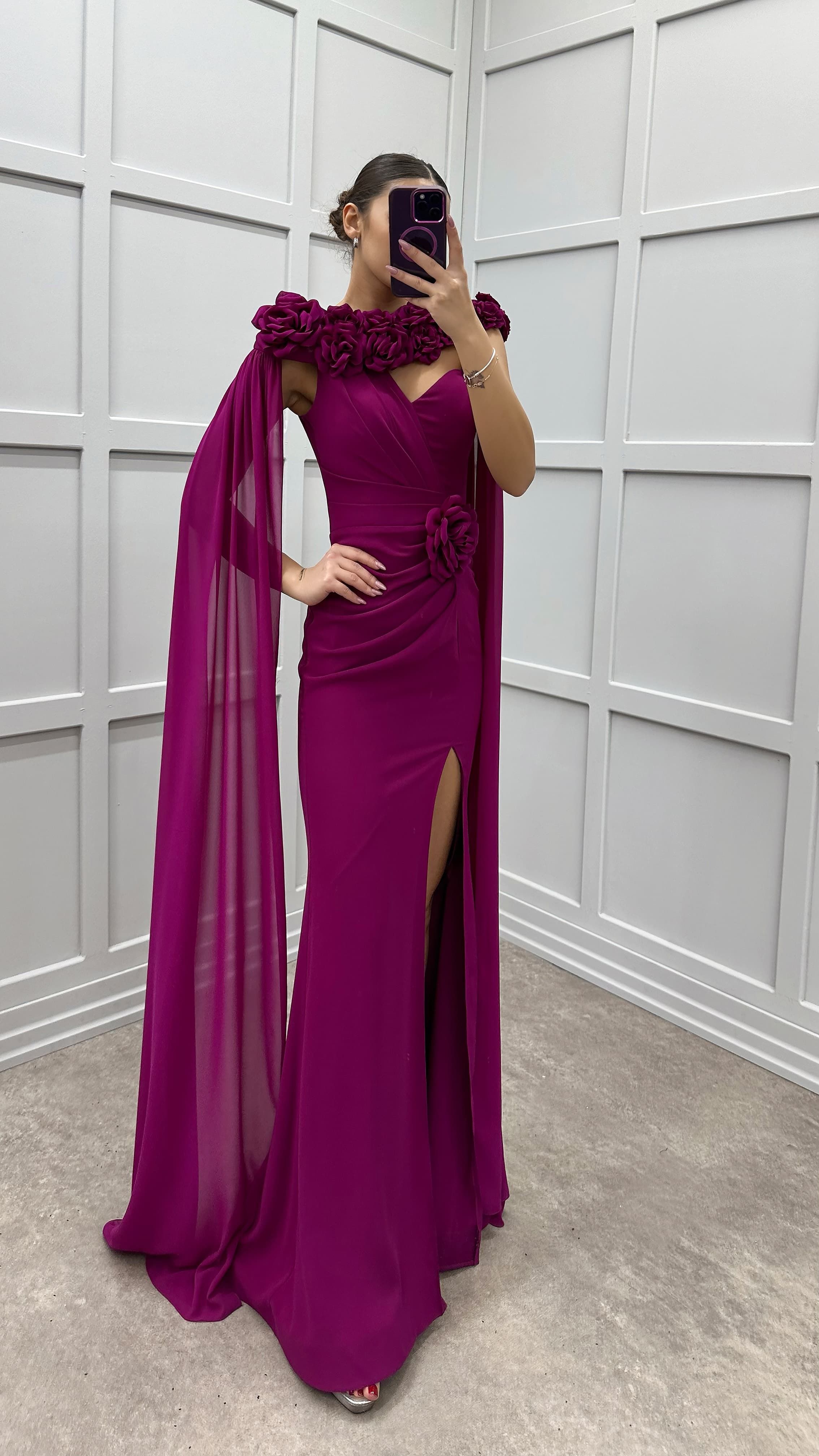 SHOULDERS ROSE DETAIL EVENING DRESS