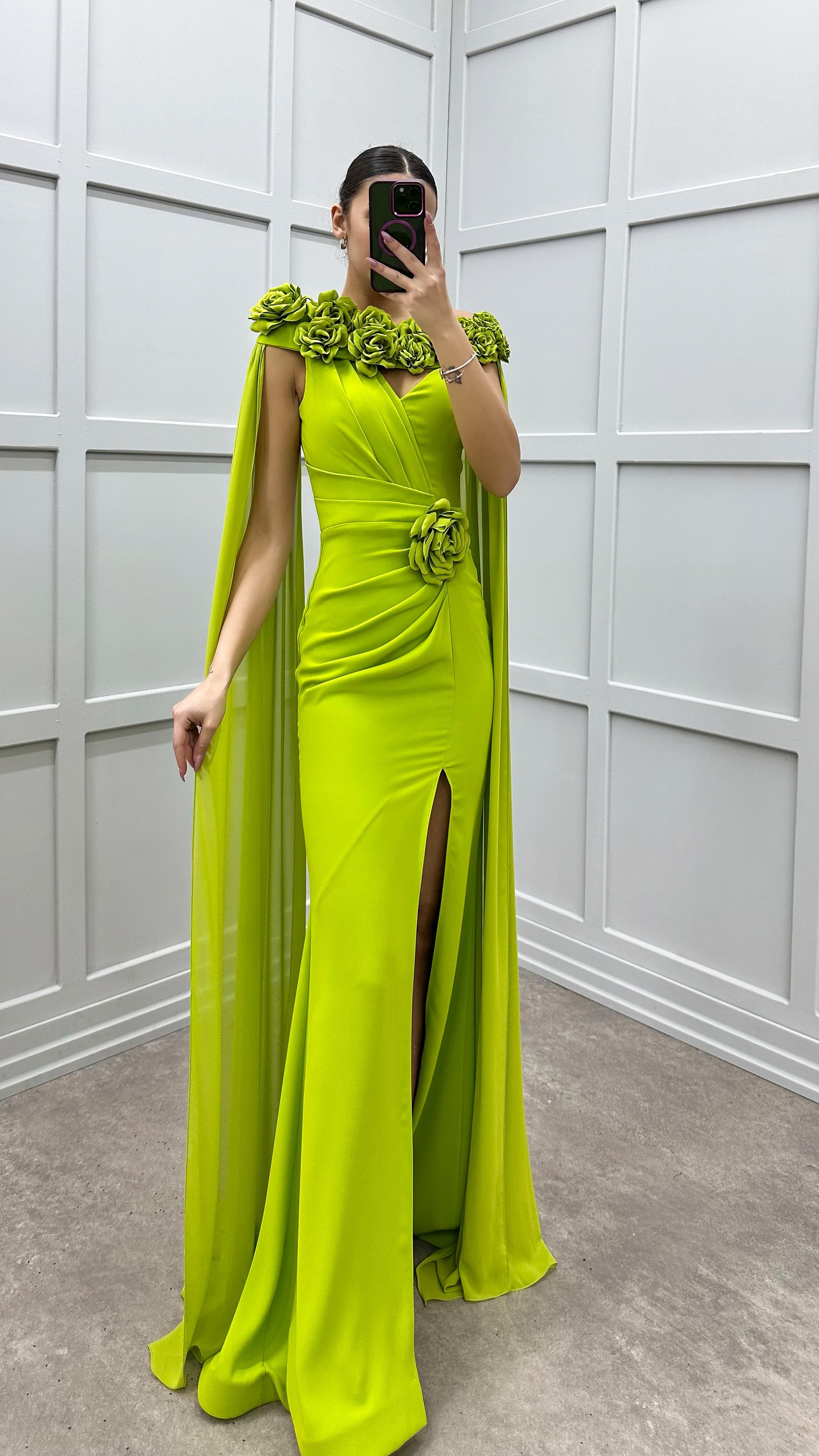 SHOULDERS ROSE DETAIL EVENING DRESS