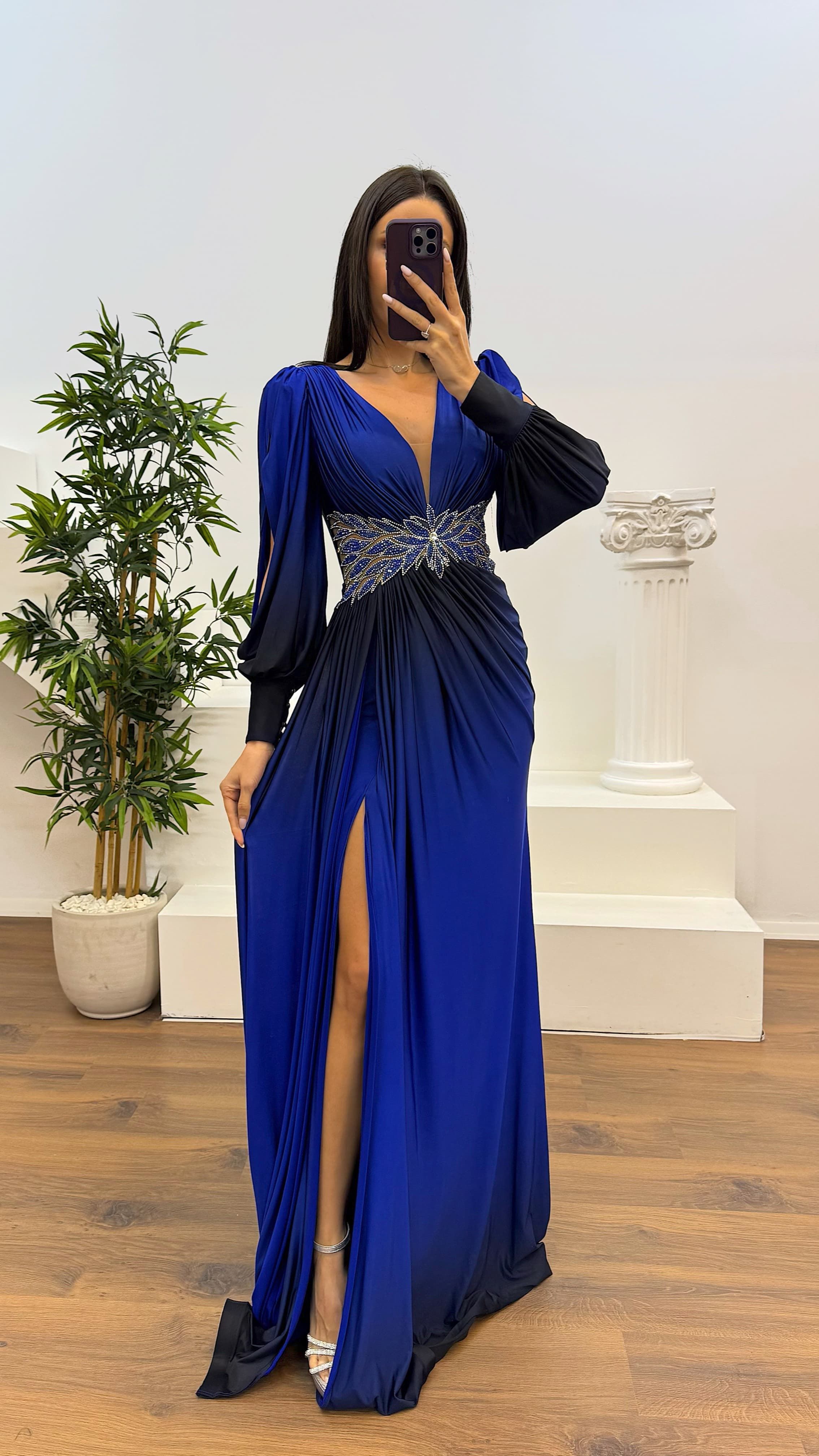 Waist Embroidery Detail Evening Dress