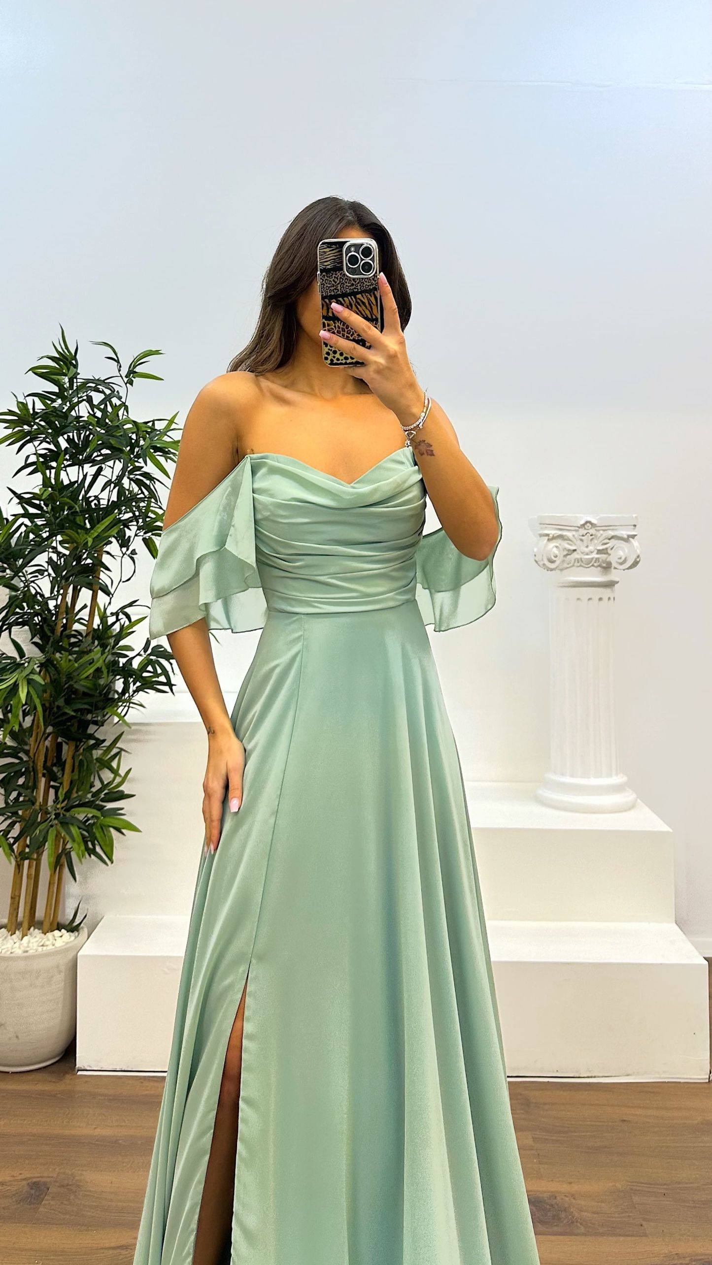 Chest Draped Chiffon Evening Dress