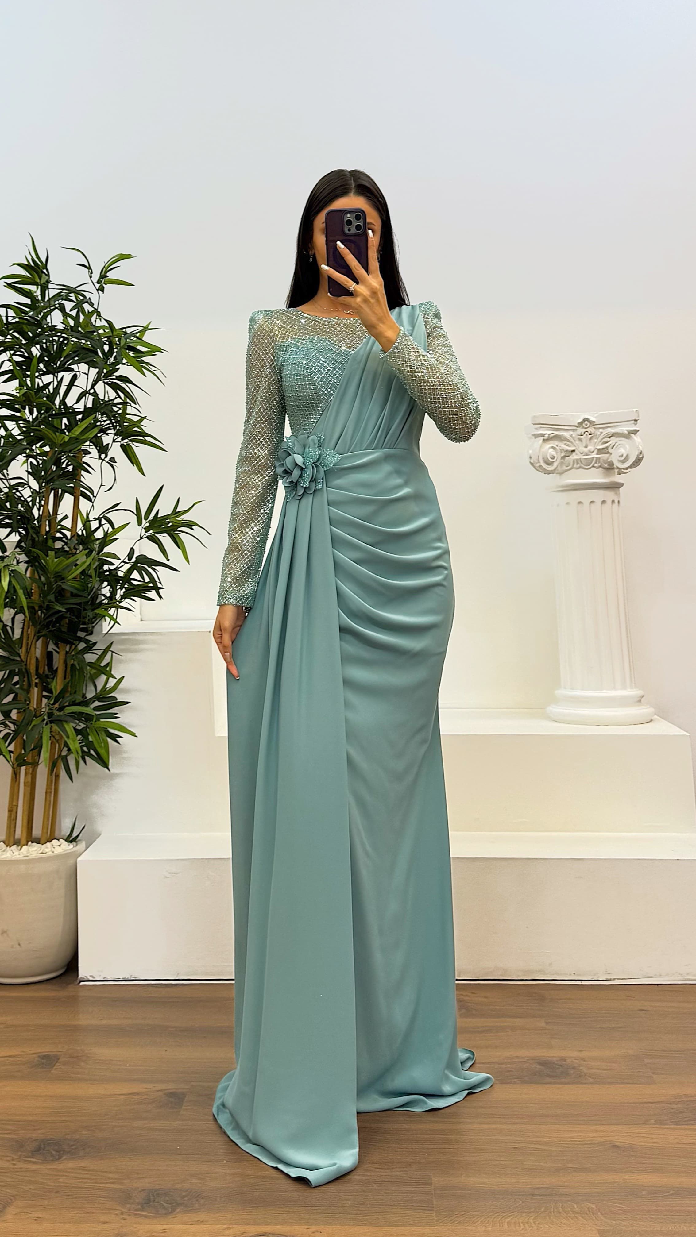 Round Neck Embroidery Detail Evening Dress