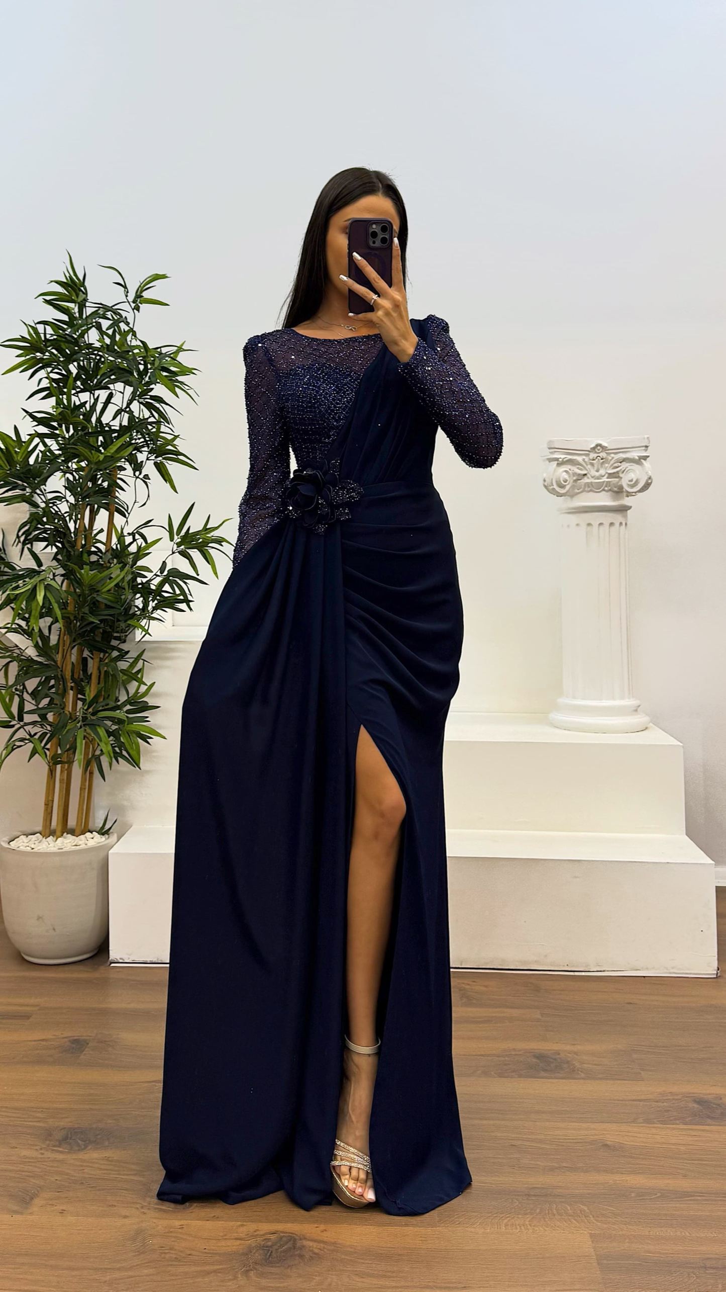Round Neck Embroidery Detail Evening Dress
