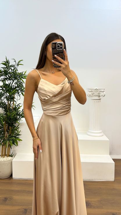  Chest Draped Satin Evening Dress