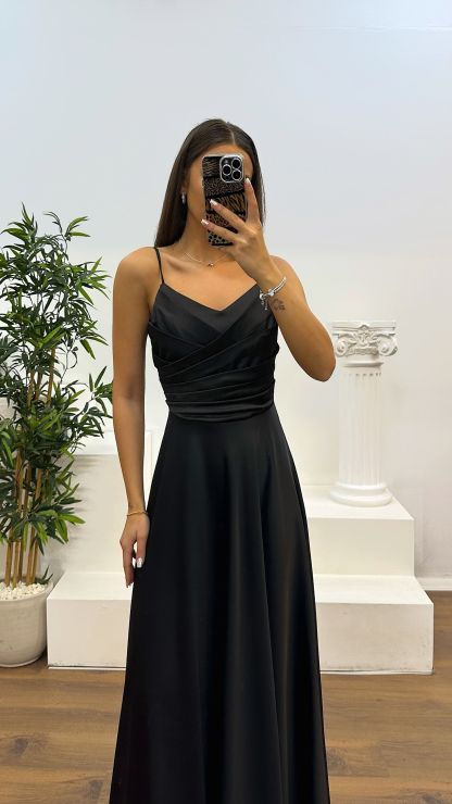  Chest Draped Satin Evening Dress