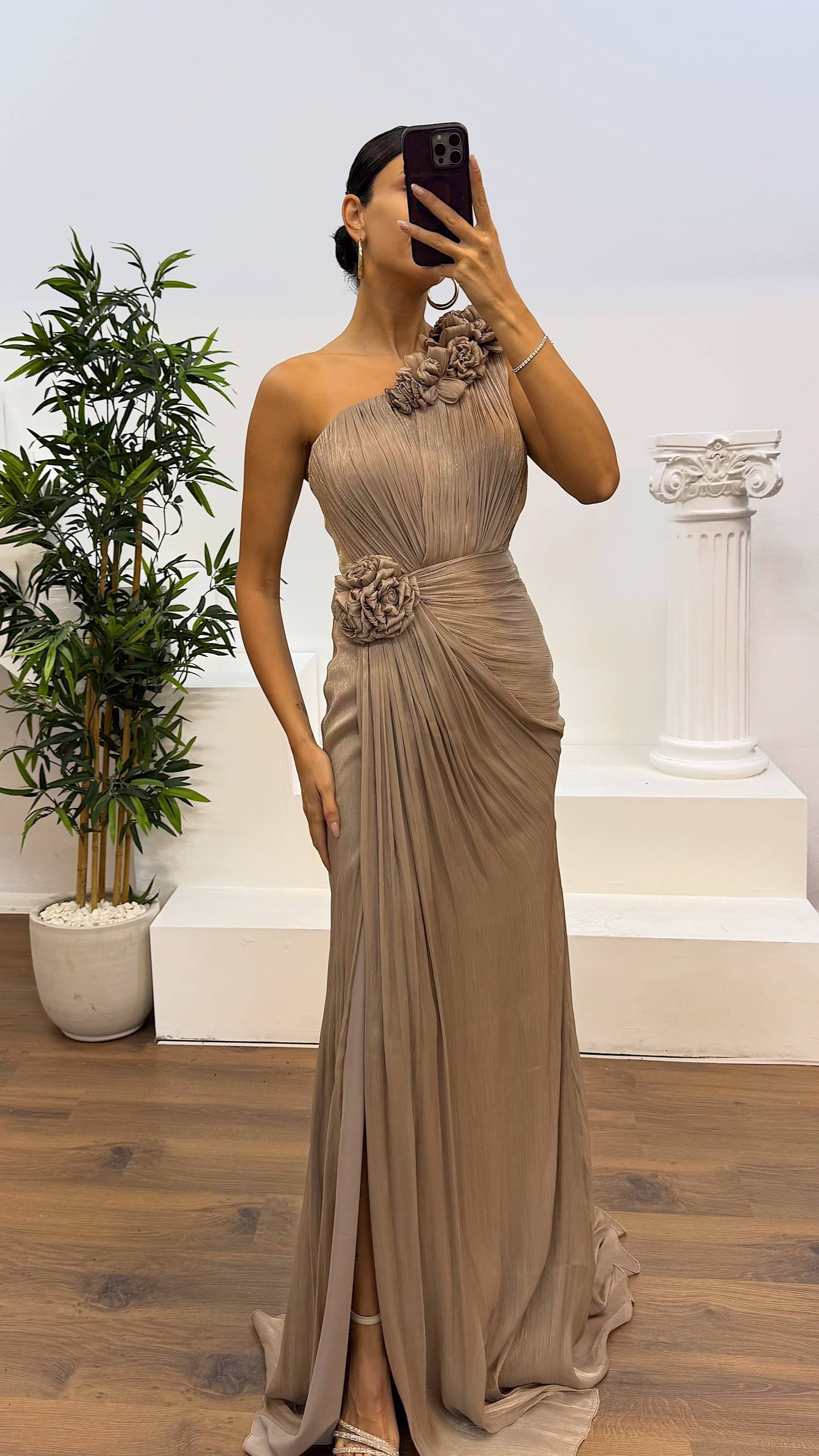 One-Shoulder Floral Detail Evening Dress