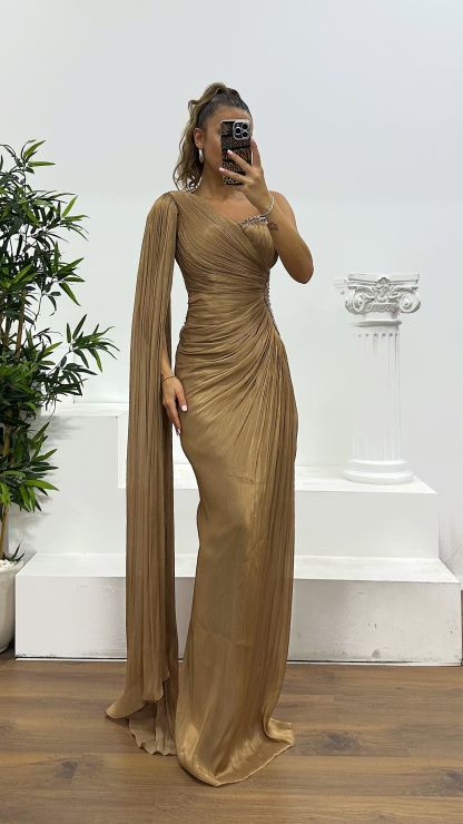 Single Sleeve Waist Detail Evening Dress