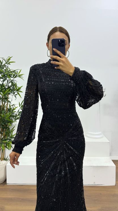 Long Sleeve Special Hand Embroidery Evening Dress