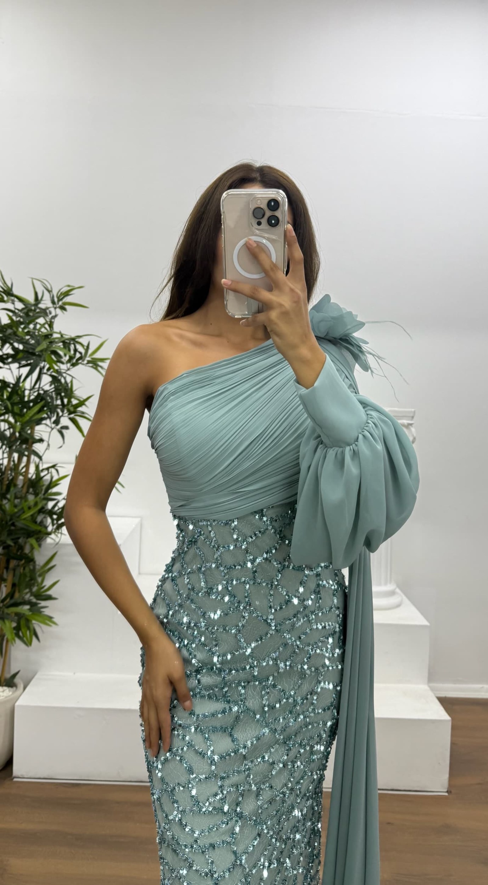 Single Sleeve Embroidered Detail Evening Dress