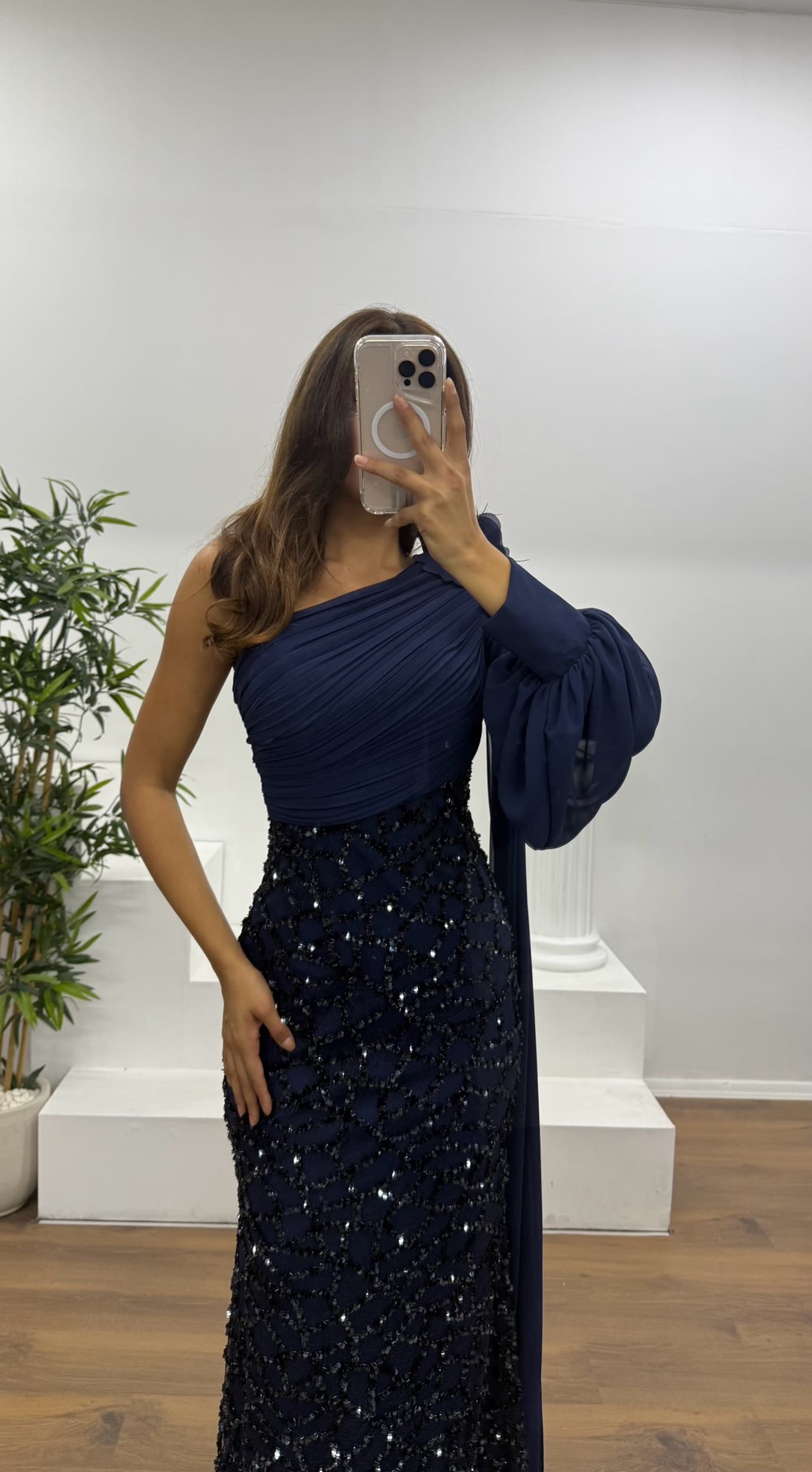 Single Sleeve Embroidered Detail Evening Dress