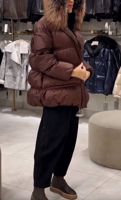 Fur collar hooded down jacket