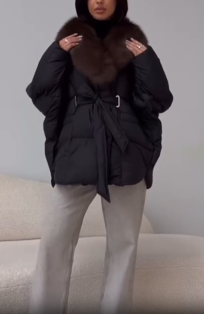 Fur collar belted down jacket
