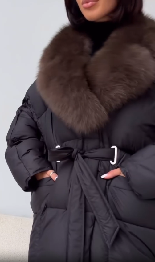 Fur collar belted down jacket