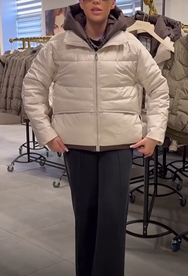 Two - Tone Short Puffer Jacket