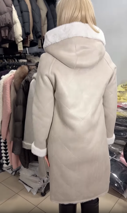 Reversible Faux Fur and Suede - Style Coat