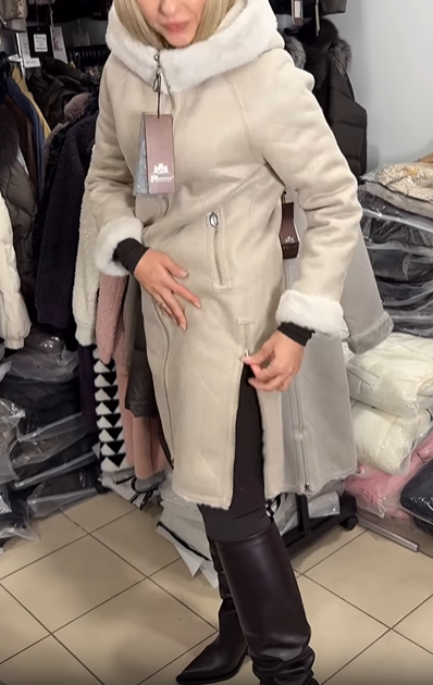 Reversible Faux Fur and Suede - Style Coat