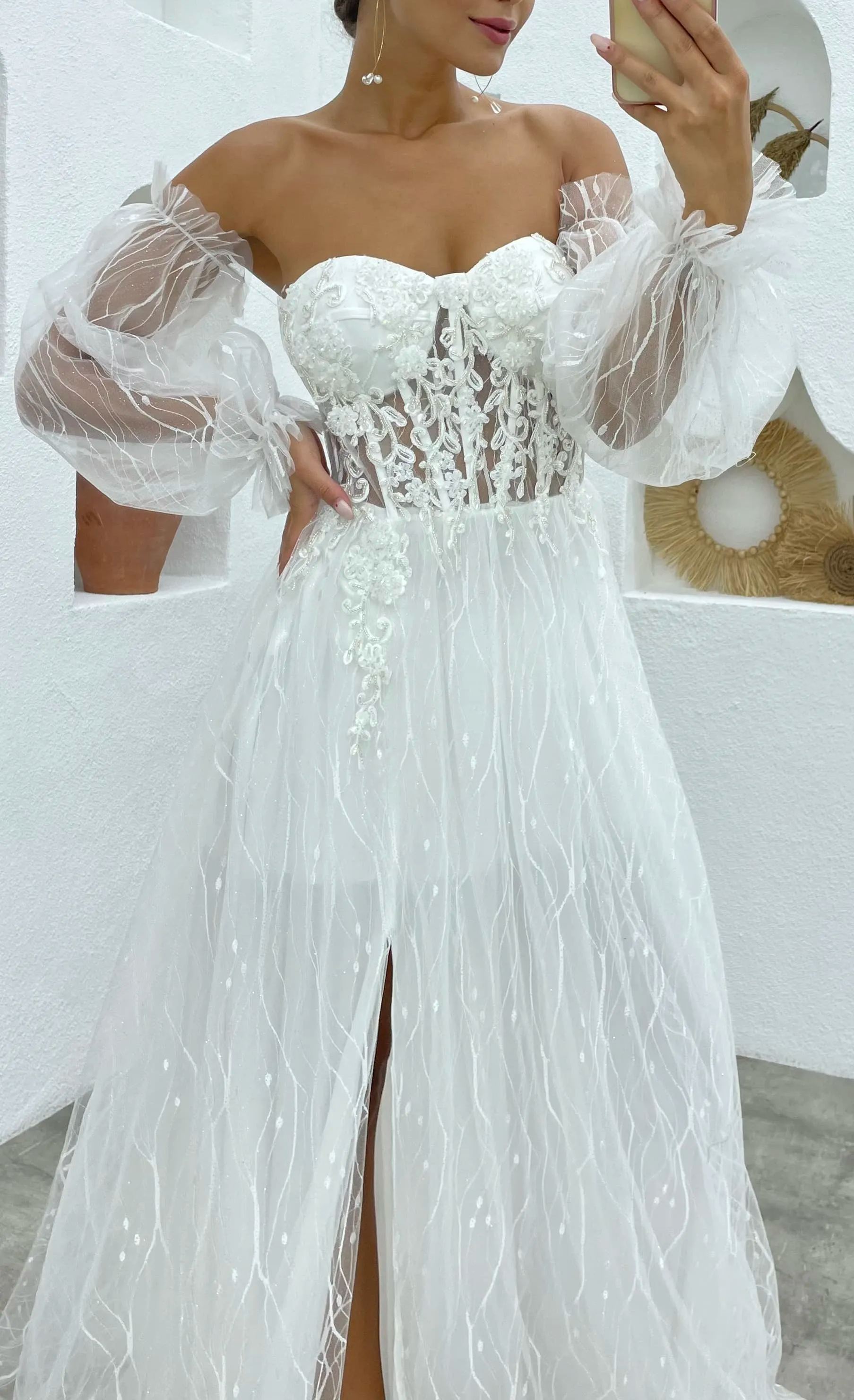 EMBROIDERY DETAIL TULLE EVENING DRESS