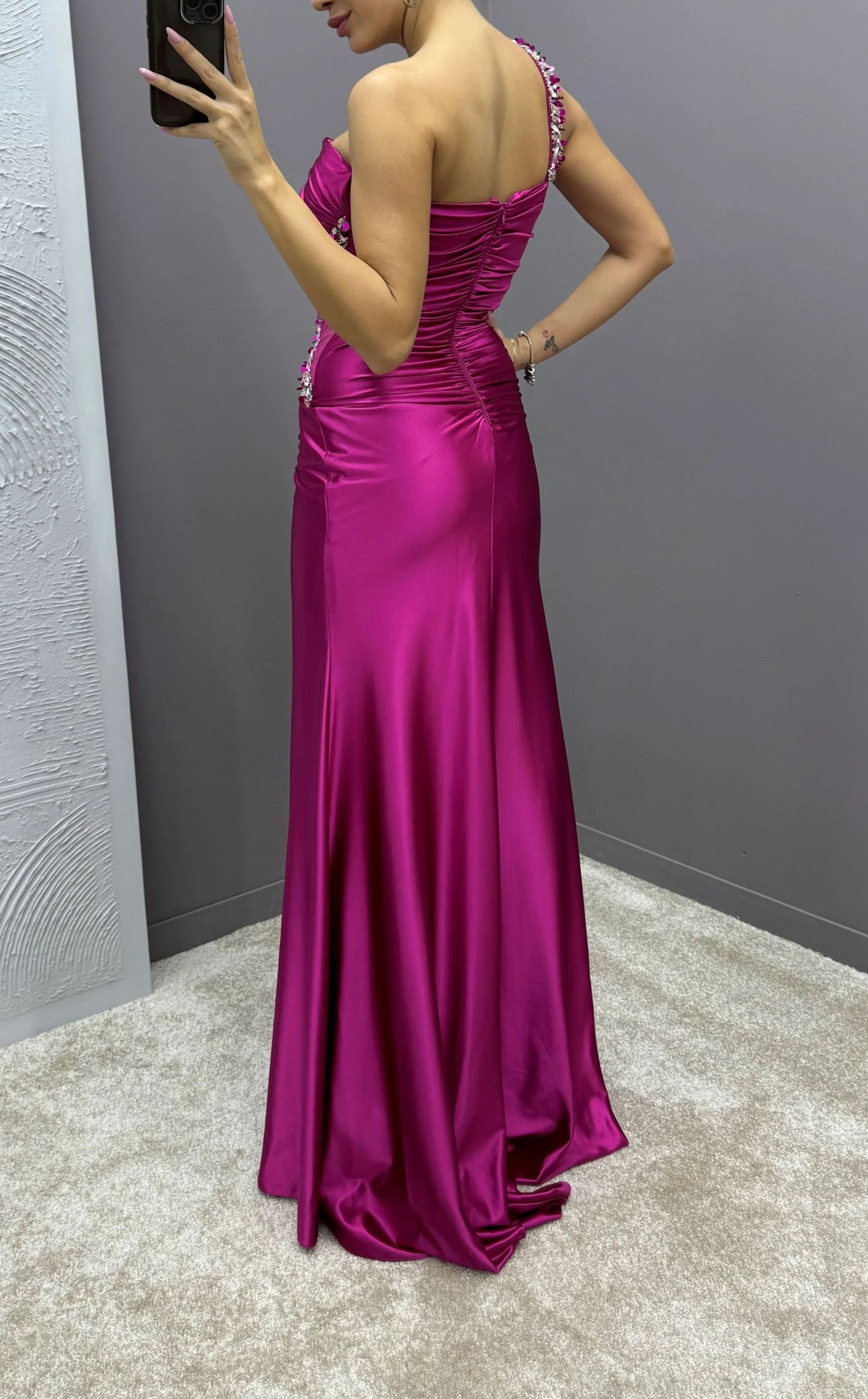 ONE SHOULDER STONE DETAIL DESIGN SATIN EVENING DRESS