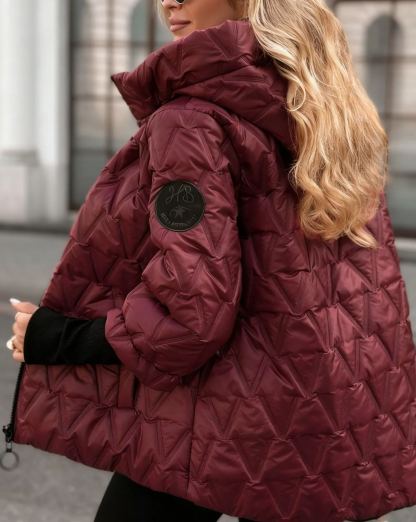 Quiet Afternoon burgundy short quilted jacket