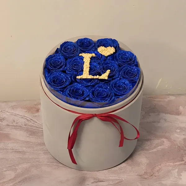Circle Glitter Rose Box With Initial Couple Gift