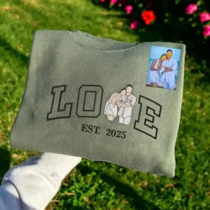 Personalized Embroidered Photo LOVE Est Year Sweatshirt/Hoodie/T-shirt