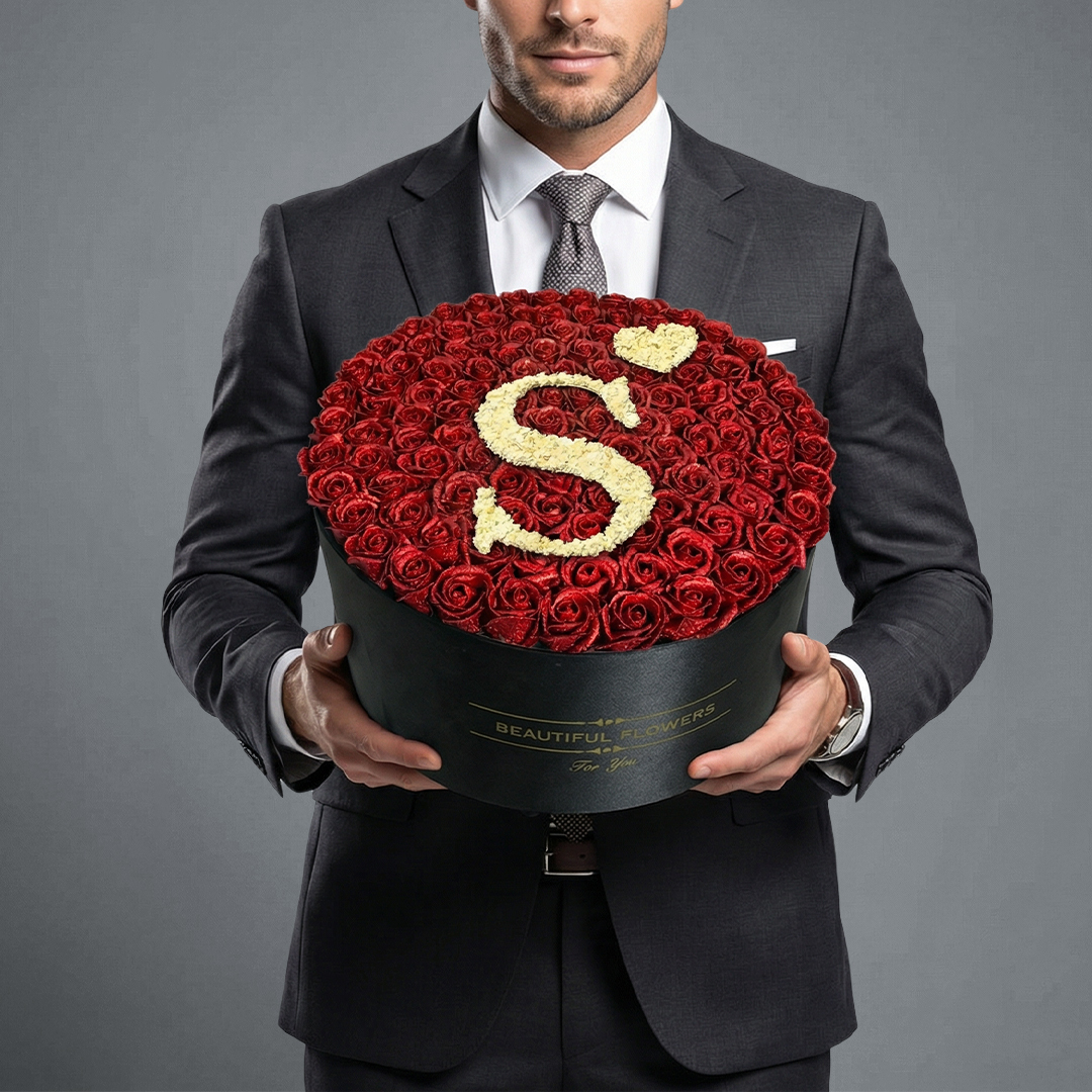 Circle Glitter Rose Box With Initial Couple Gift