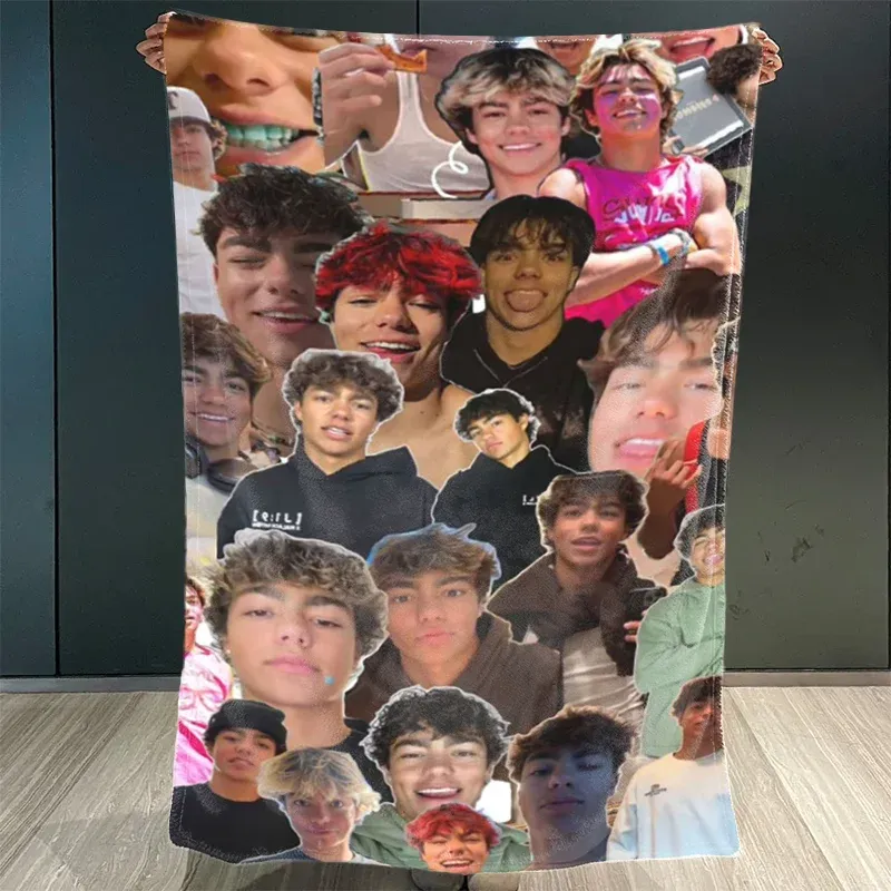 Custom Multi-Faces Blanket - Gift Idea For Woman/Man