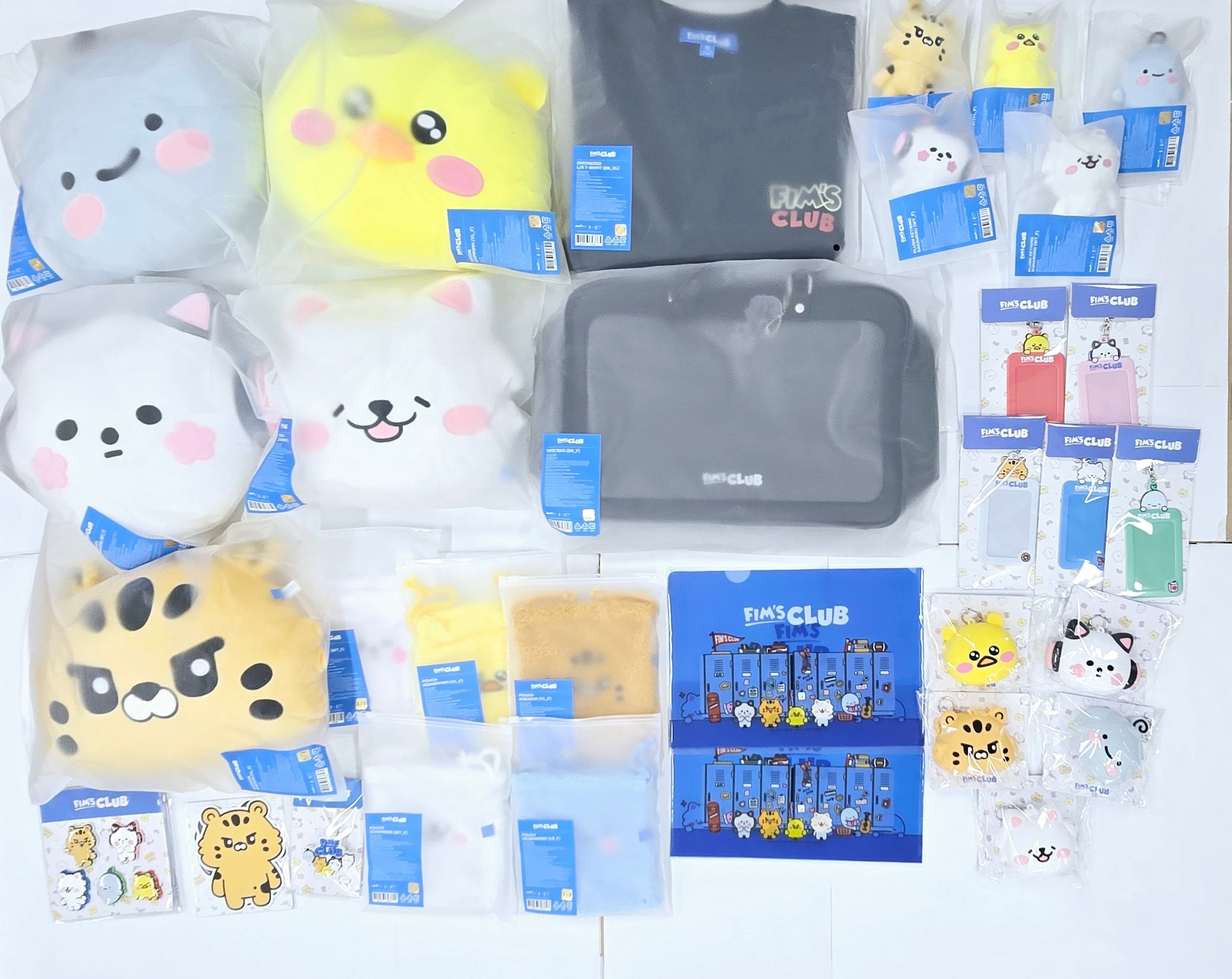 LE SSERAFIM X FIM'S CLUB - Pop-Up Official MD (2) [24.10.29]-FinaKpop