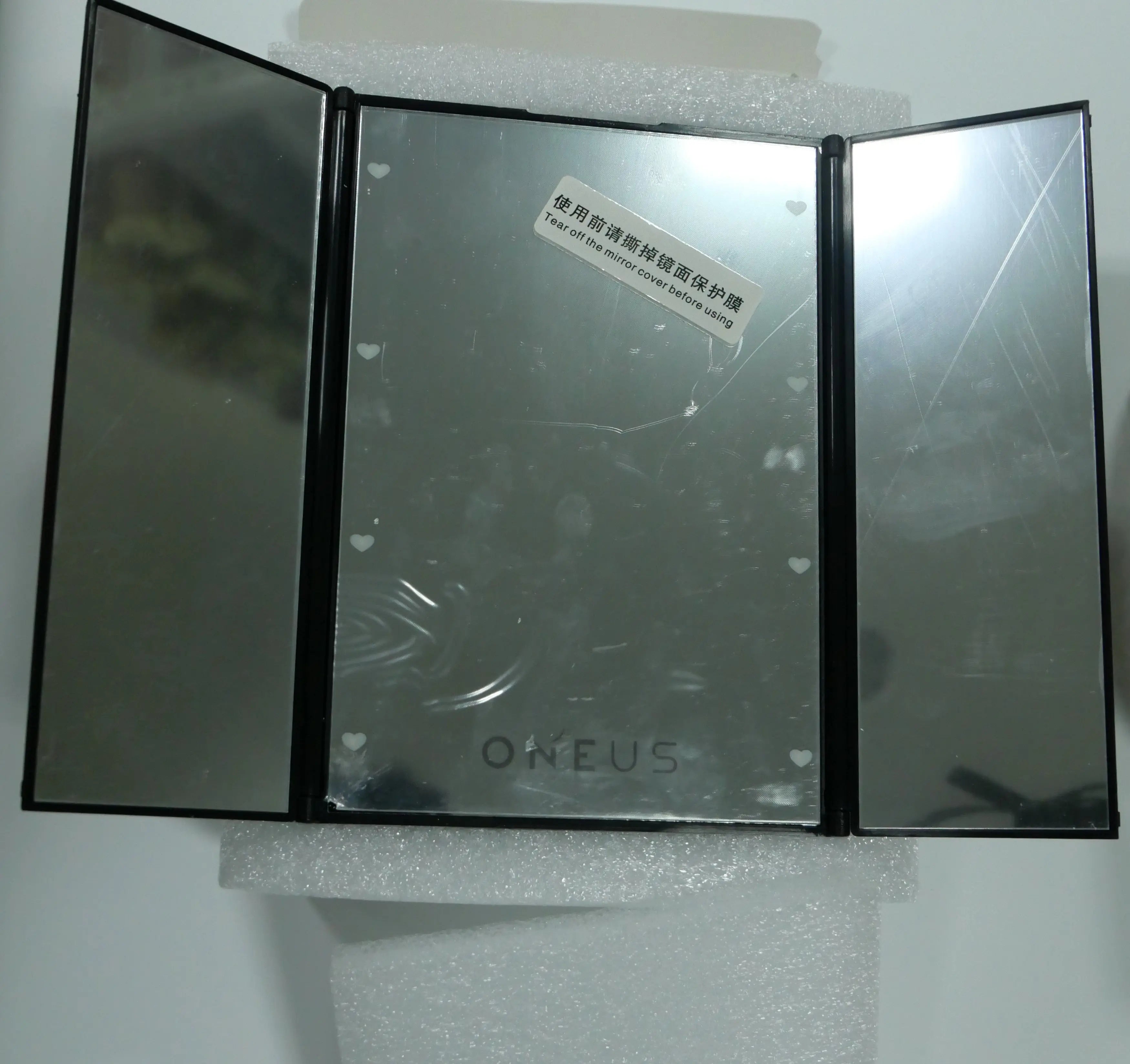 Oneus - Promotional MD - Black Mirror (with Heart LED - Flash light)-FinaKpop