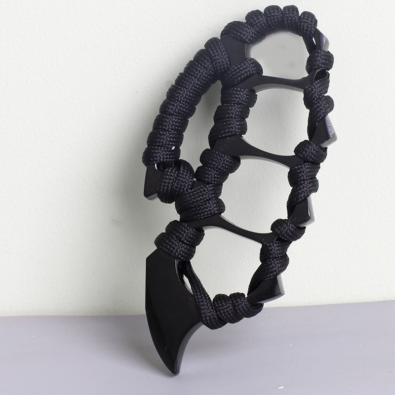 Samochodowy młotek do samoobrony i rozbijania szyb