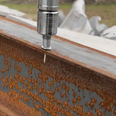 ⚙️🔩Miniaturowa, cicha gwoździarka wykonana w całości ze stali z łatwością przebija beton, stal i płyty żelazne jednym strzałem, zwiększając wydajność 10-krotnie