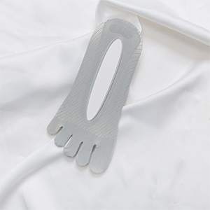 Polecane przez podologów: uniwersalne (dla kobiet i mężczyzn) skarpetki ortopedyczne z pięcioma palcami i niskim wycięciem. Jeśli nie zauważysz efektów, gwarantujemy pełny zwrot pieniędzy!