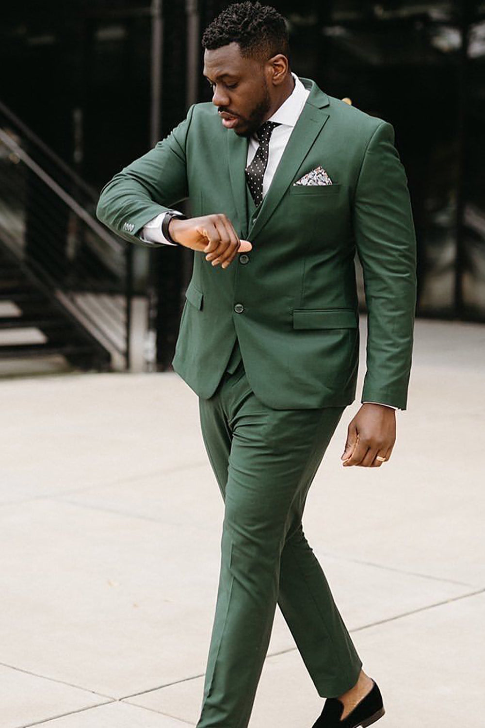 Men's Prom Suits with Dark Green Notched Lapel in 3 Pieces