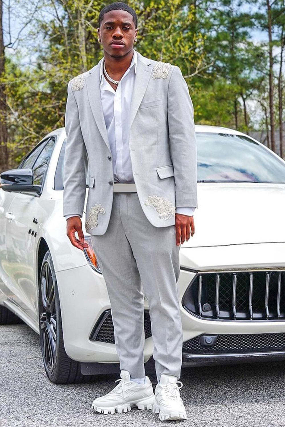 Men's Prom Suits with Grey Notched Lapel and Beading