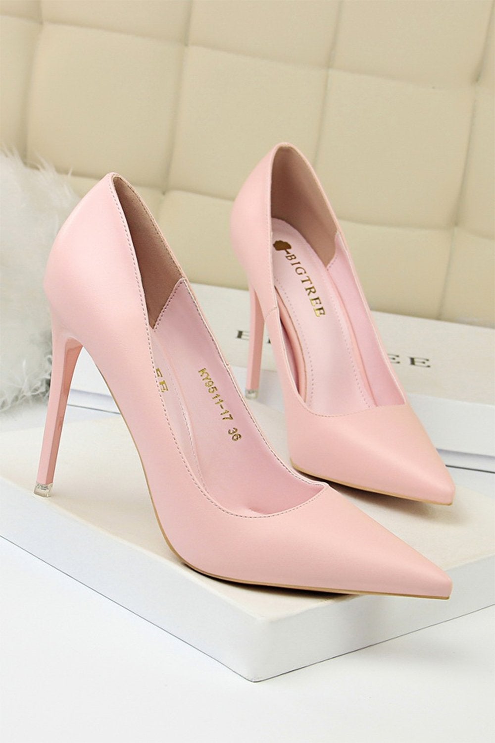 Pointed Stiletto Heels with a Shallow Mouth and Super High Heel